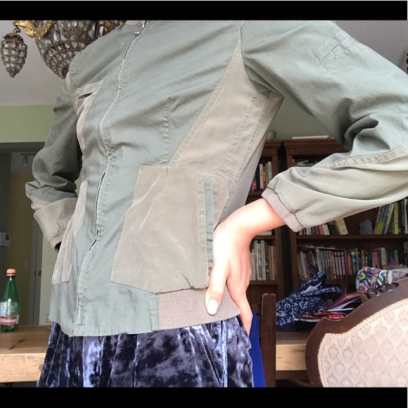 DKNY olive green super lightweight jacket - Picture 9 of 10